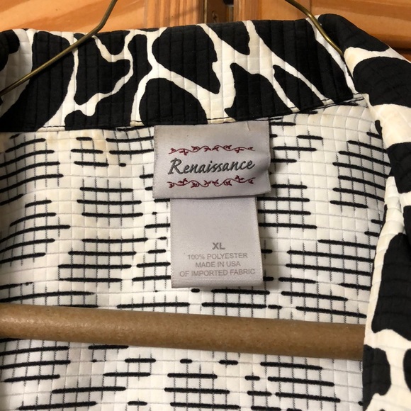 Black and White Cow Hide Pattern Blazer - Picture 3 of 3